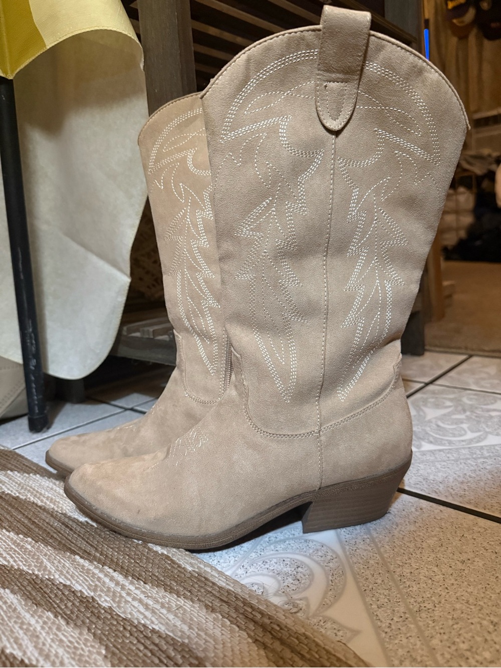 Women's Beige Suede Western Cowboy Boots Worn once